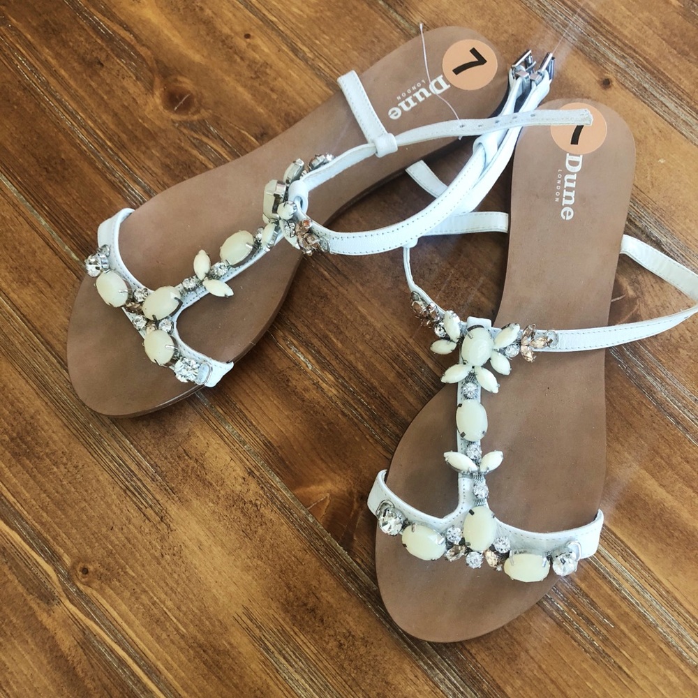 NWOT embellished flats